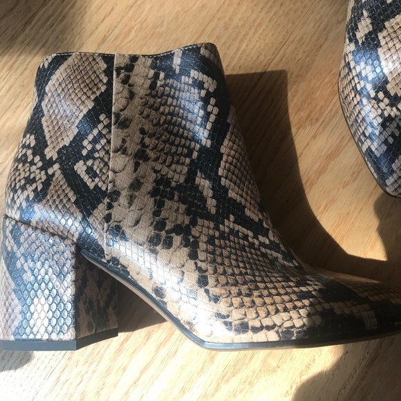 Franco Sarto Square toe ankle boots - Picture 2 of 6